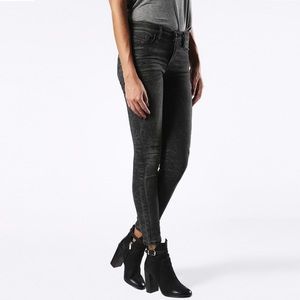 Diesel Super Slim Skinzee Jeans